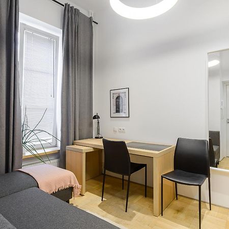 P&O Apartments Warecka Street Warschau Buitenkant foto